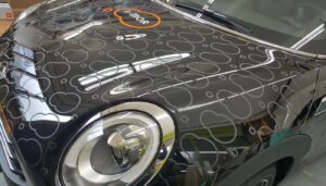 Carwrapping met A-merk folies, onderscheidende designs.