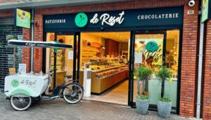 Gevelreclame, gevelsigning, winkels, bedrijfsgebouwen