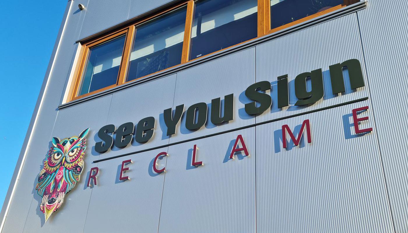 Gevelreclame, gevelsigning, winkels, bedrijfsgebouwen