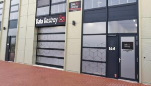 raamdecoratie winkelruiten raampartijen bedrijfspanden